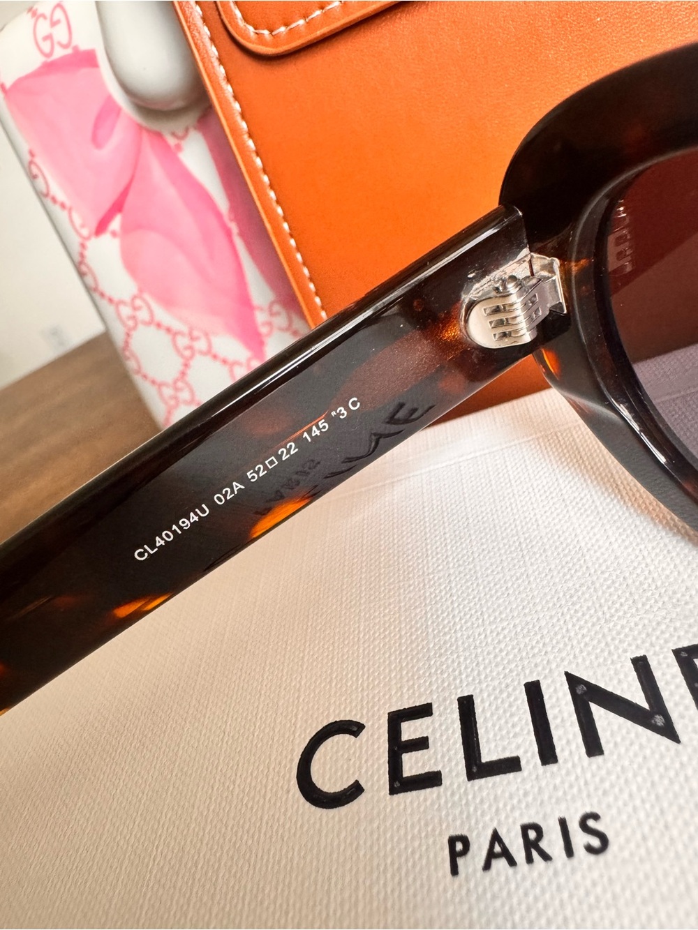 CL40194U Triomphe Oval Women Sunglasses 2026NEW Brown Tortoise - Picture 16 of 16